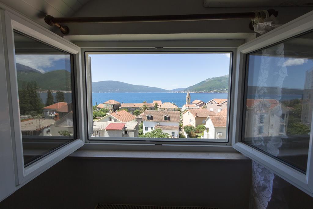 St. Roko Guest House Donja Lastva Buitenkant foto